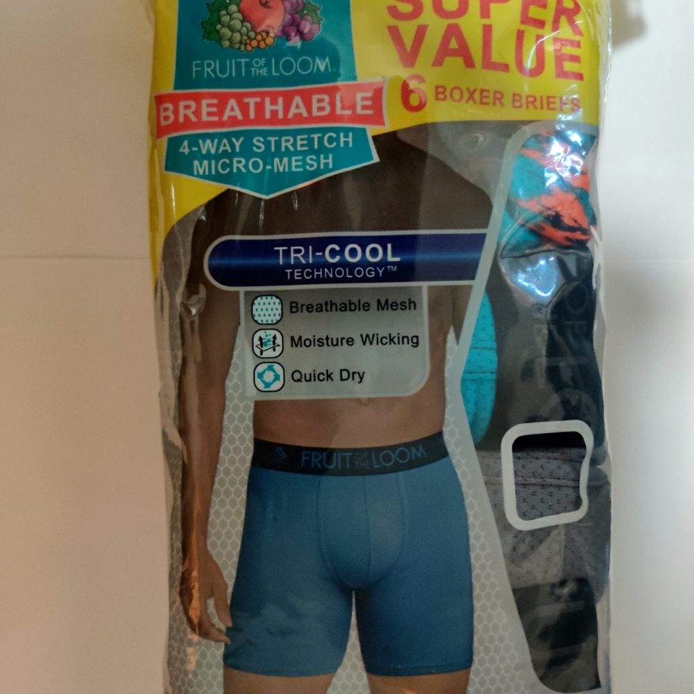 New Men's Fruit of the Loom boxer briefs